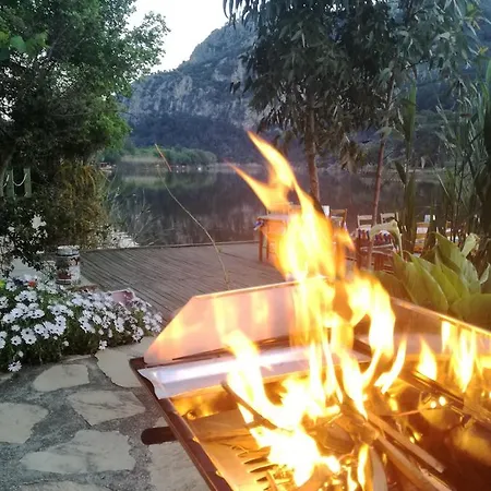 ゲストハウス Dervi̇shan Health Club *