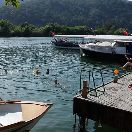 Maison d'hôtes Dervi̇shan Health Club